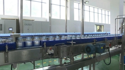 一泓清泉淌出“綠色經(jīng)濟(jì)”大產(chǎn)業(yè) 政策引進(jìn)的路徑與實(shí)踐